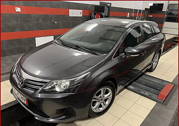 radzionków Toyota Avensis cena 35900 przebieg: 237000, rok produkcji 2013 z Radzionków